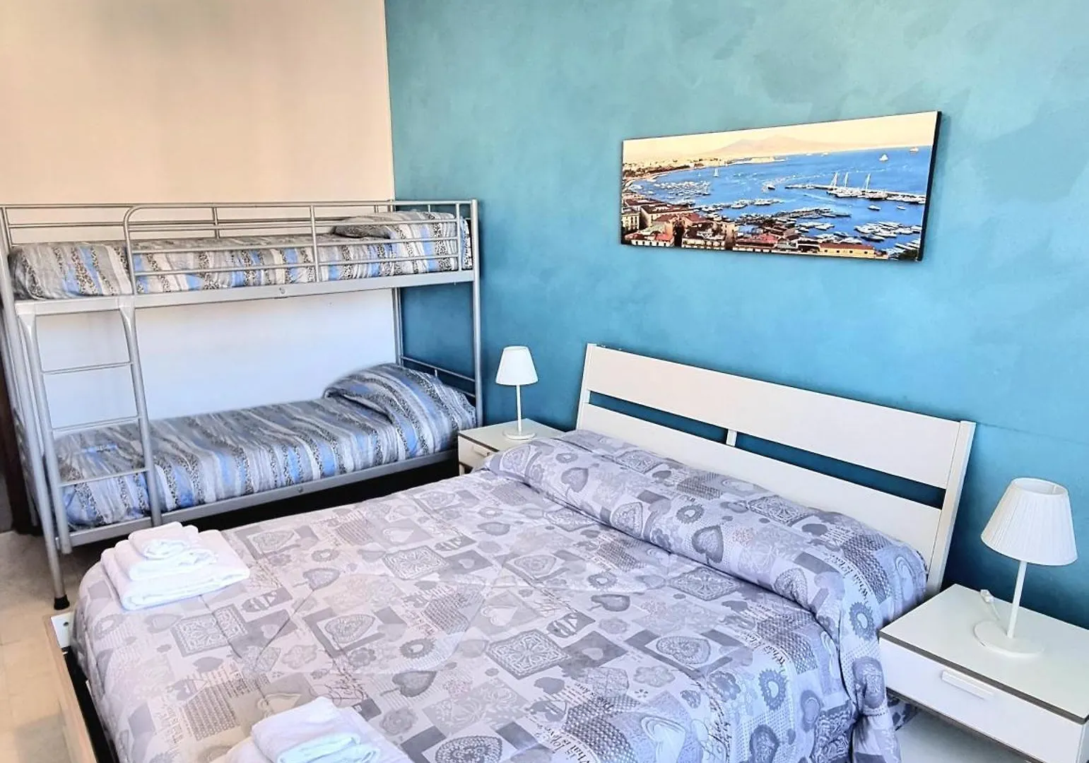 Bed and Breakfast Italo House Opera Frühstückspension